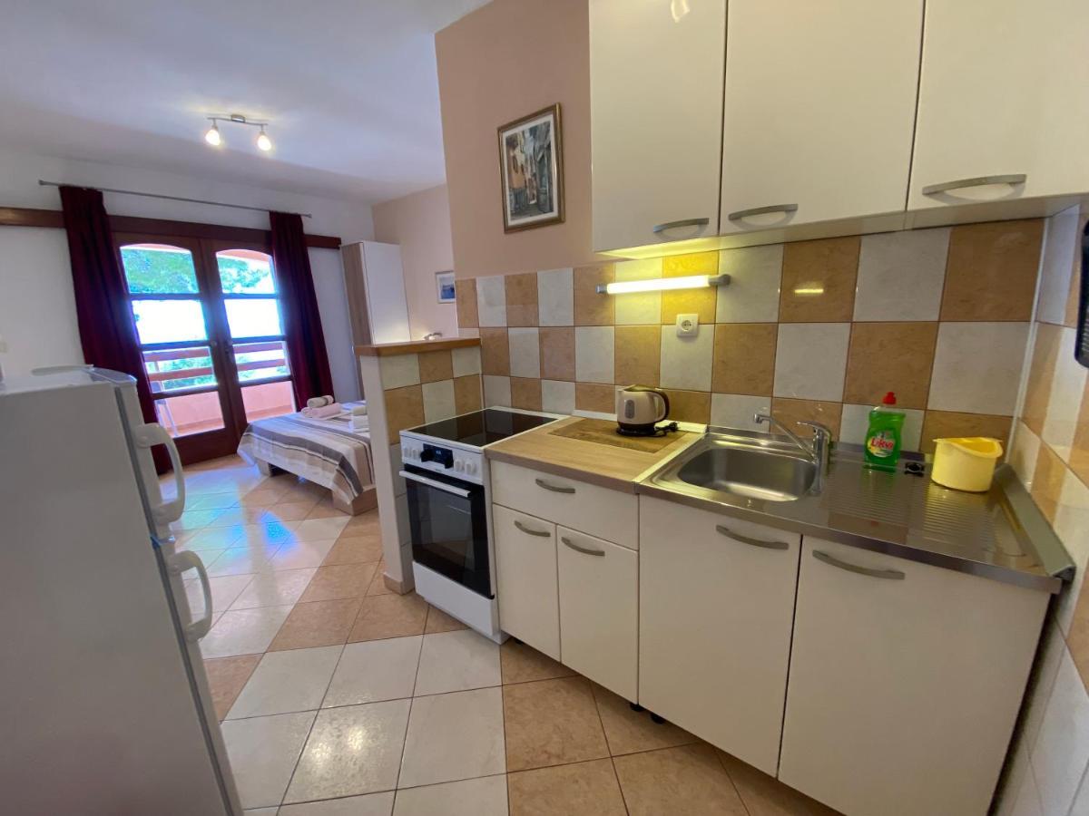 Apartments Bala Иван-Долац Экстерьер фото