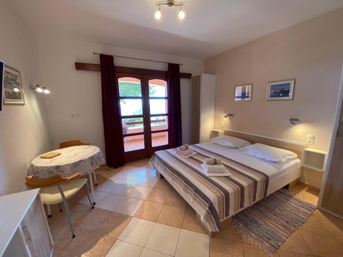 Apartments Bala Иван-Долац Экстерьер фото